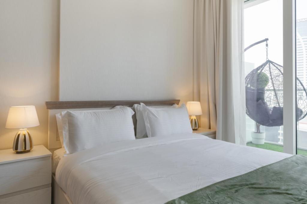 Brand New 1Br- Business Bay - Burj Khalifa View Apartment Dubai Ngoại thất bức ảnh