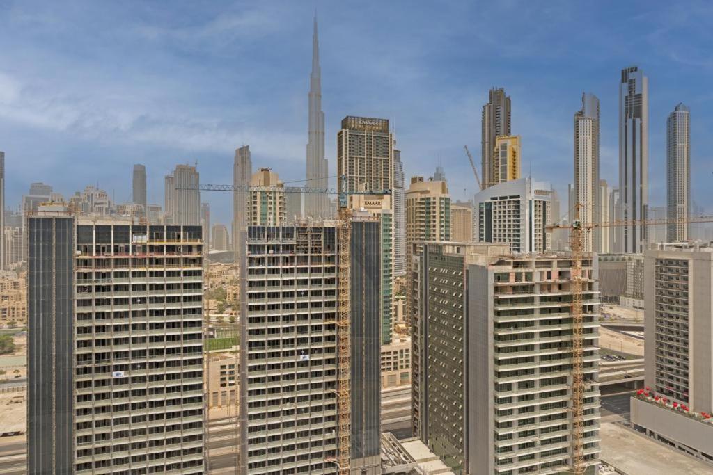 Brand New 1Br- Business Bay - Burj Khalifa View Apartment Dubai Ngoại thất bức ảnh