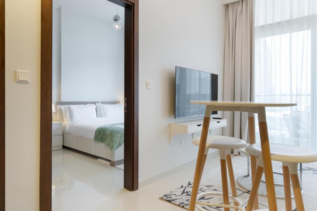 Brand New 1Br- Business Bay - Burj Khalifa View Apartment Dubai Ngoại thất bức ảnh
